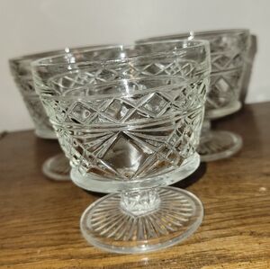 Vintage Hazel Atlas Glass Big Top Peanut Butter pattern clear glass foot